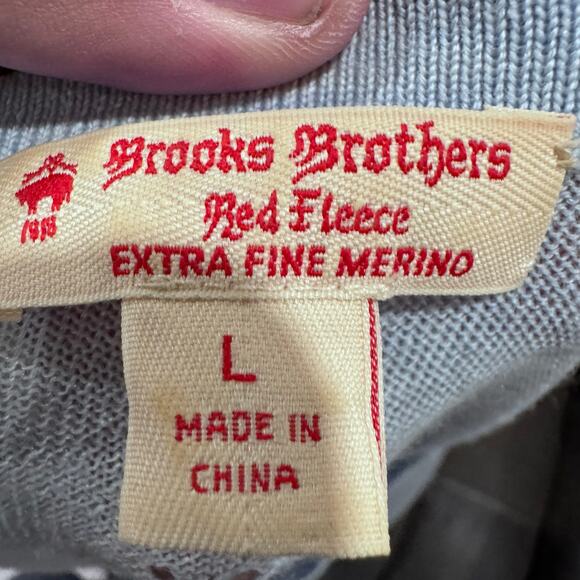 Brooks Brothers Red Fleece Merino V-Neck Sweater L Baby Blue - Picture 5 of 6